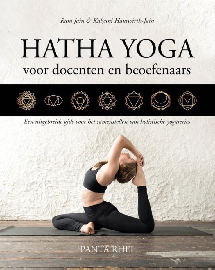 Hatha Yoga voor Docenten en Beoefenaars: Een Uitgebreide Gids yogablog.nl