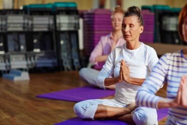 Wat is Zazen Meditatie? Oorsprong, Voordelen en Praktische Tips yogablog